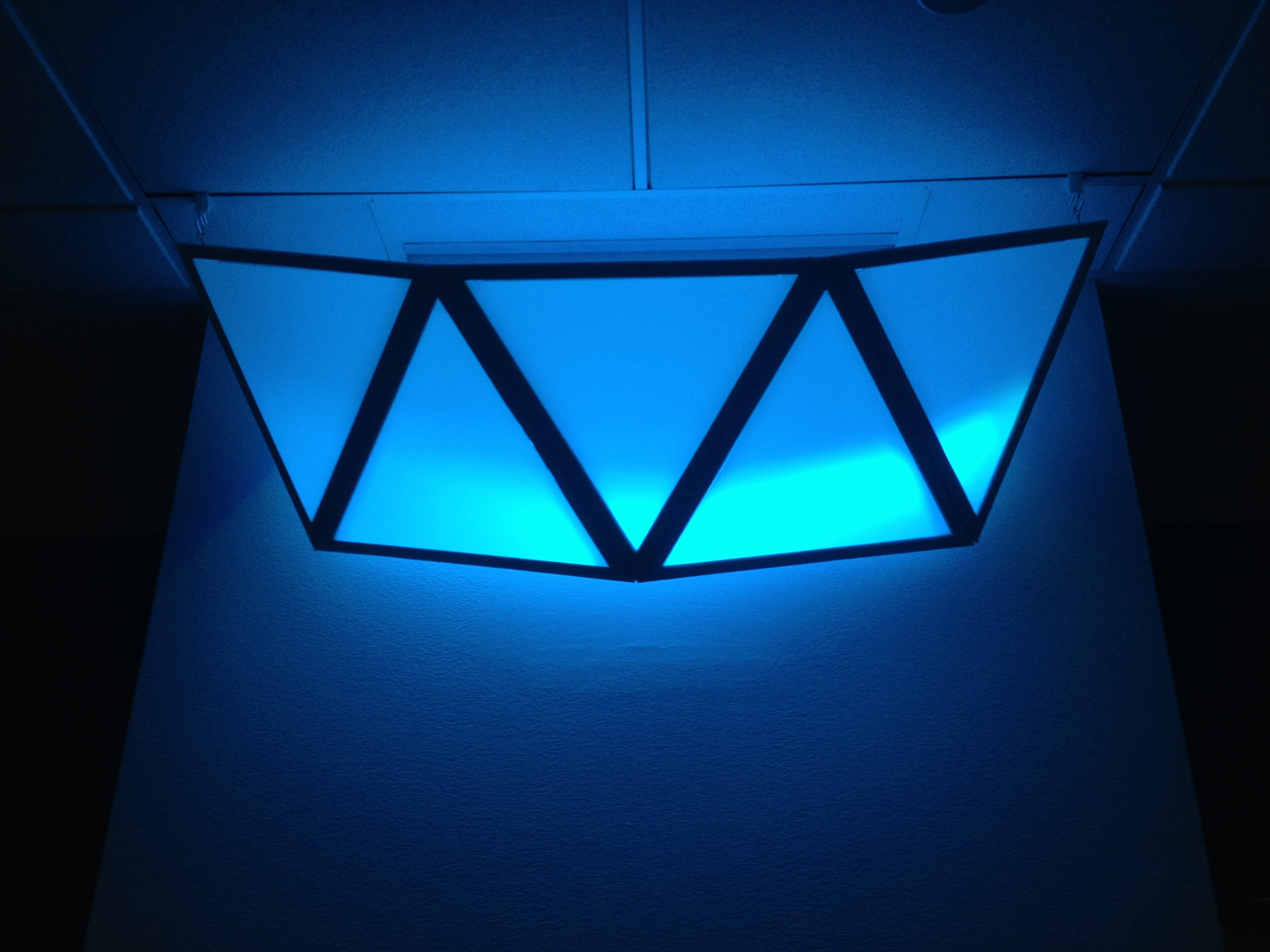 Still from Modulari Triangles spatial-design system